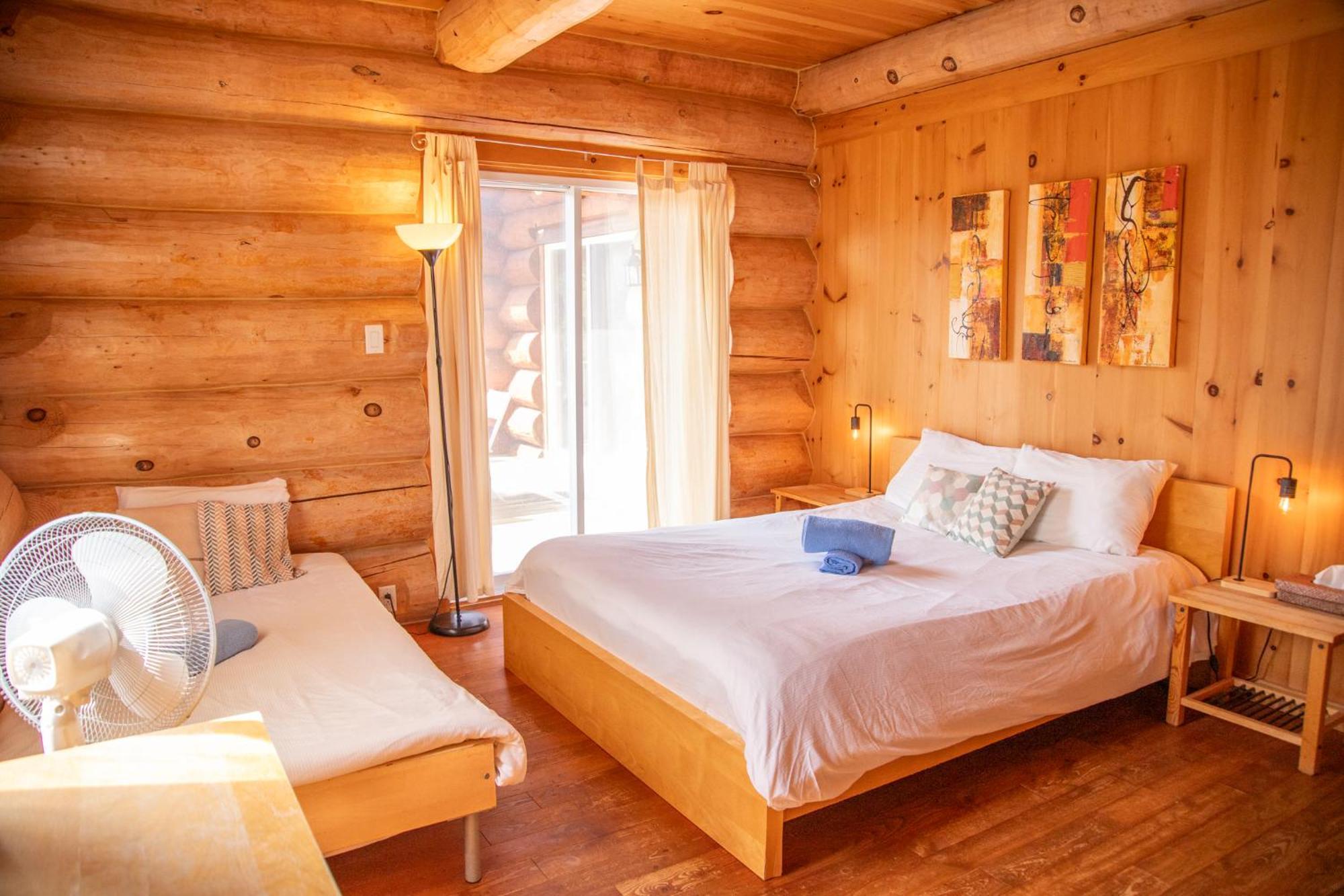 Auberge Couleurs De France Lac-Simon Buitenkant foto