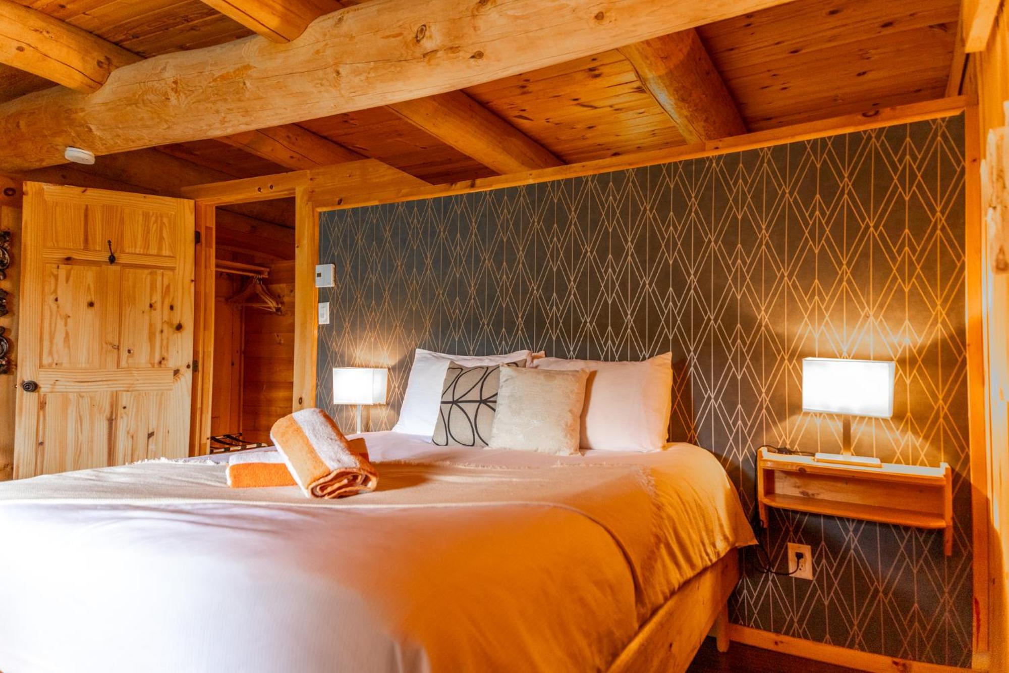 Auberge Couleurs De France Lac-Simon Buitenkant foto